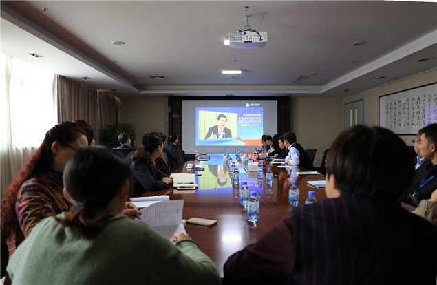 医院组织观看《兖州区扫黑除恶专项斗争工作纪实》宣传片2.jpg