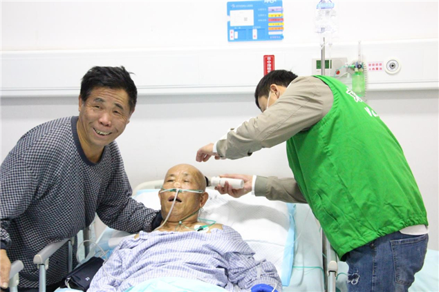 九九重阳 爱满兖医——我院开展系列爱老、尊老、助老志愿服务活动11.jpg