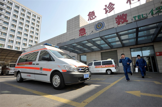 济医附院兖州院区特色科室（12）——急诊医学科2.jpg