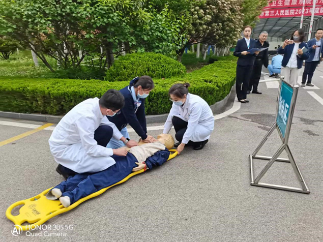 以“演”筑防--以“练”备战——医院组织开展防汛综合应急演练8.jpg