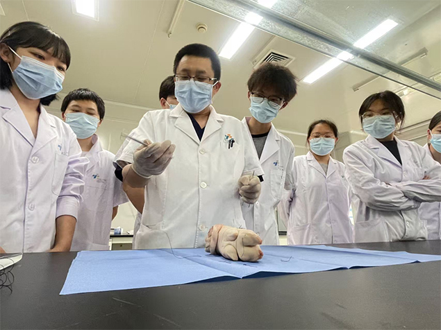 以实训砺技能--展临床新风采2.jpg